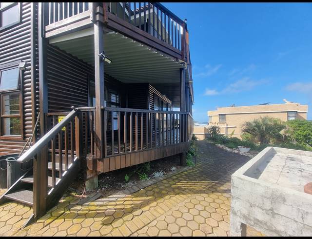 4 BEDROOM FREESTANDING FOR SALE IN DANA BAY